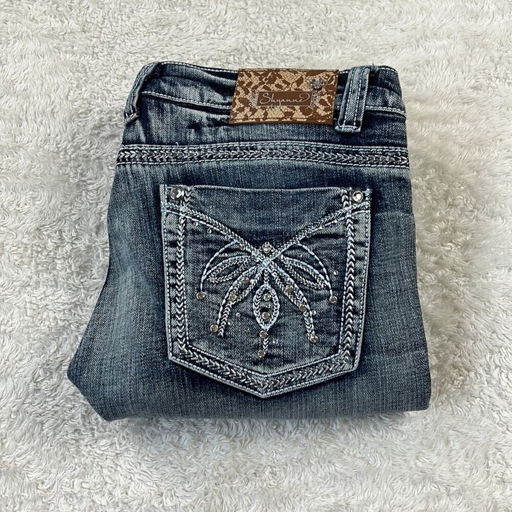 Shyanne Jeans Anne Silver embroidery and rhinestone‎ mid rise jeans, 13 or 14